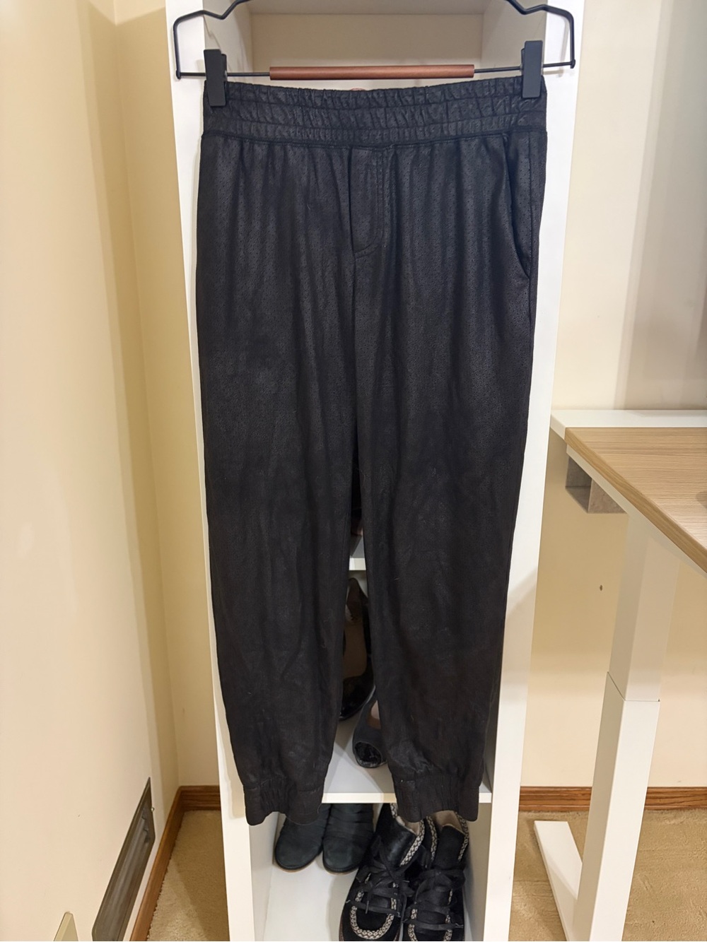 Club Monaco Black Jogger Pants| size 0